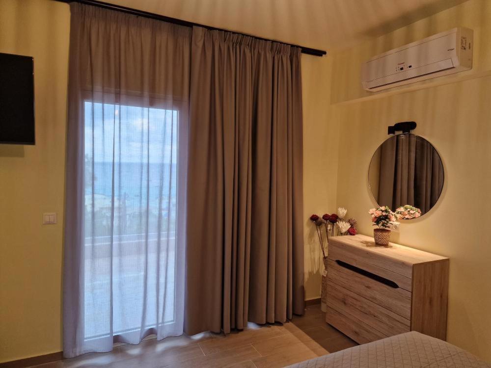 Appartement Solymar Prive à Archangelos  Extérieur photo