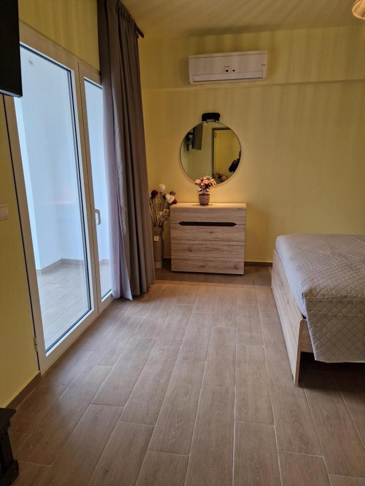 Appartement Solymar Prive à Archangelos  Extérieur photo